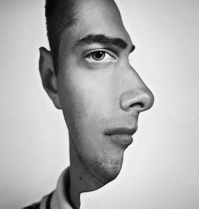 Two-Face-Optical-Illusion-c